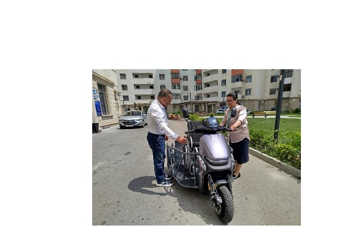  Əlilliyi olan əlilliyi olan şəxslər üçün nəzərdə tutulmuş ilk yerli elektrik nəqliyyat vasitəsinin (ENV) hazırlanması və Dünya Şəhərsalma Forumu (WUF13) çərçivəsində təqdimatı